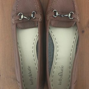 Kelly & Katie Brand Brown Loafers size 10